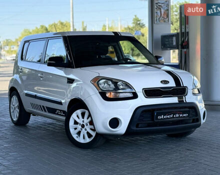 Білий Кіа Soul, об'ємом двигуна 2 л та пробігом 229 тис. км за 7999 $, фото 2 на Automoto.ua