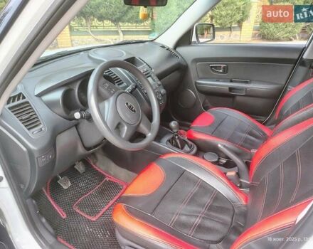 Білий Кіа Soul, об'ємом двигуна 1.59 л та пробігом 177 тис. км за 7300 $, фото 19 на Automoto.ua