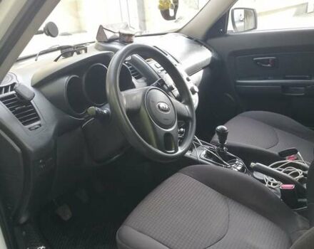 Білий Кіа Soul, об'ємом двигуна 1.59 л та пробігом 269 тис. км за 7500 $, фото 4 на Automoto.ua