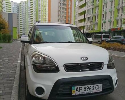 Белый Киа Soul, объемом двигателя 1.59 л и пробегом 128 тыс. км за 7200 $, фото 2 на Automoto.ua