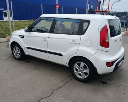 Білий Кіа Soul, об'ємом двигуна 1.59 л та пробігом 306 тис. км за 4777 $, фото 6 на Automoto.ua