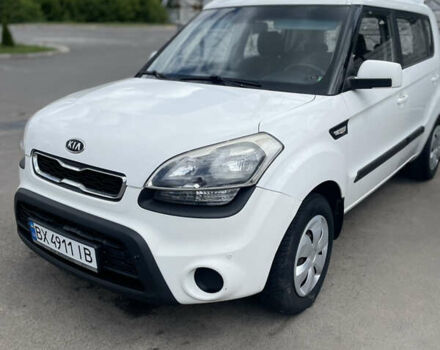 Белый Киа Soul, объемом двигателя 1.59 л и пробегом 210 тыс. км за 6800 $, фото 1 на Automoto.ua