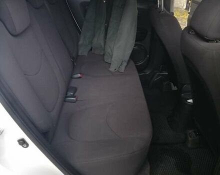 Білий Кіа Soul, об'ємом двигуна 1.59 л та пробігом 269 тис. км за 7500 $, фото 2 на Automoto.ua