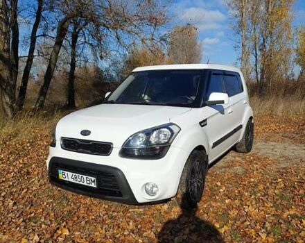Белый Киа Soul, объемом двигателя 1.6 л и пробегом 150 тыс. км за 9500 $, фото 8 на Automoto.ua