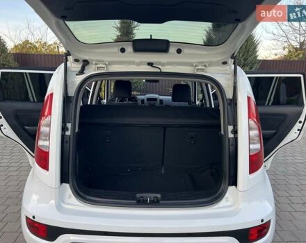 Білий Кіа Soul, об'ємом двигуна 1.6 л та пробігом 95 тис. км за 9700 $, фото 27 на Automoto.ua