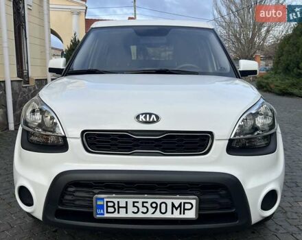 Белый Киа Soul, объемом двигателя 1.6 л и пробегом 95 тыс. км за 7800 $, фото 1 на Automoto.ua