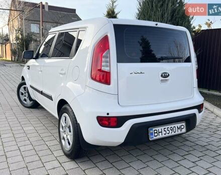 Белый Киа Soul, объемом двигателя 1.6 л и пробегом 95 тыс. км за 9700 $, фото 3 на Automoto.ua