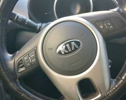 Белый Киа Soul, объемом двигателя 1.6 л и пробегом 230 тыс. км за 8300 $, фото 6 на Automoto.ua