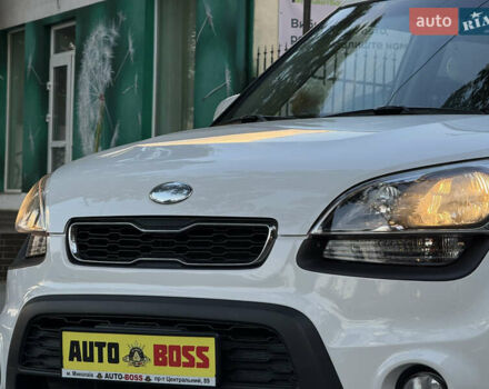 Білий Кіа Soul, об'ємом двигуна 1.59 л та пробігом 128 тис. км за 8499 $, фото 3 на Automoto.ua