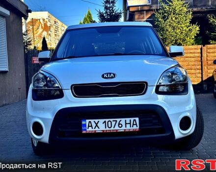 Белый Киа Soul, объемом двигателя 1.6 л и пробегом 69 тыс. км за 7500 $, фото 3 на Automoto.ua