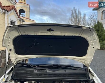 Белый Киа Soul, объемом двигателя 1.6 л и пробегом 95 тыс. км за 7800 $, фото 5 на Automoto.ua