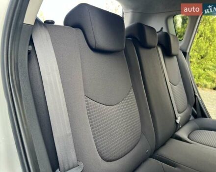 Белый Киа Soul, объемом двигателя 1.6 л и пробегом 95 тыс. км за 7800 $, фото 24 на Automoto.ua