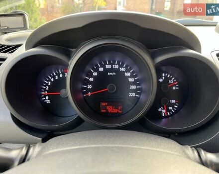Белый Киа Soul, объемом двигателя 1.6 л и пробегом 95 тыс. км за 7800 $, фото 13 на Automoto.ua
