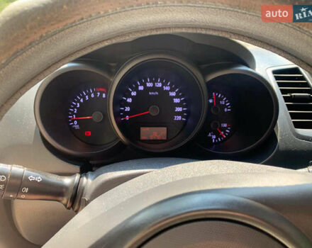 Білий Кіа Soul, об'ємом двигуна 1.59 л та пробігом 95 тис. км за 8100 $, фото 7 на Automoto.ua