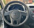 Белый Киа Soul, объемом двигателя 1.6 л и пробегом 95 тыс. км за 7800 $, фото 10 на Automoto.ua