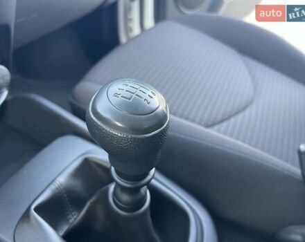 Белый Киа Soul, объемом двигателя 1.6 л и пробегом 95 тыс. км за 9700 $, фото 20 на Automoto.ua