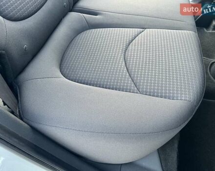 Белый Киа Soul, объемом двигателя 1.6 л и пробегом 95 тыс. км за 9700 $, фото 24 на Automoto.ua