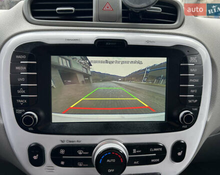 Белый Киа Soul, объемом двигателя 0 л и пробегом 134 тыс. км за 7150 $, фото 26 на Automoto.ua