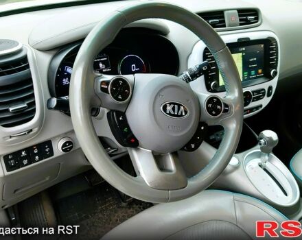 Белый Киа Soul, объемом двигателя 0 л и пробегом 149 тыс. км за 7700 $, фото 4 на Automoto.ua