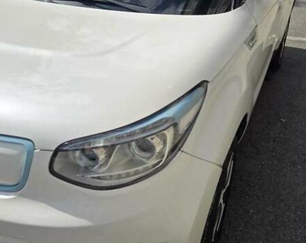 Киа Soul 2014 в Днепре (Днепропетровске) на Automoto.ua Белый Киа Soul, объемом двигателя 0 л и пробегом 101 тыс. км за 6500 $, фото 17 на Automoto.ua