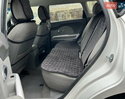 Белый Киа Soul, объемом двигателя 0 л и пробегом 134 тыс. км за 7150 $, фото 37 на Automoto.ua