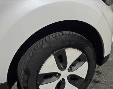 Киа Soul 2014 в Днепре (Днепропетровске) на Automoto.ua Белый Киа Soul, объемом двигателя 0 л и пробегом 101 тыс. км за 6500 $, фото 26 на Automoto.ua