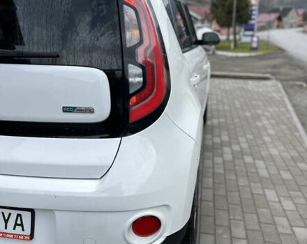Белый Киа Soul, объемом двигателя 0 л и пробегом 134 тыс. км за 7150 $, фото 9 на Automoto.ua