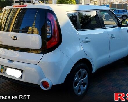 Белый Киа Soul, объемом двигателя 1.6 л и пробегом 68 тыс. км за 9300 $, фото 3 на Automoto.ua