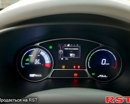 Белый Киа Soul, объемом двигателя 0 л и пробегом 149 тыс. км за 7700 $, фото 8 на Automoto.ua
