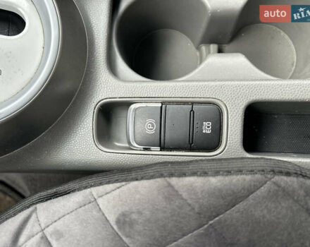 Белый Киа Soul, объемом двигателя 0 л и пробегом 134 тыс. км за 7150 $, фото 22 на Automoto.ua