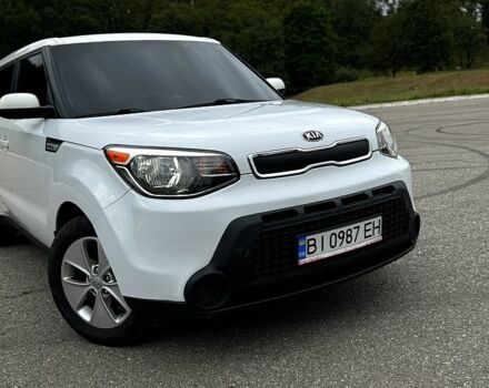 Белый Киа Soul, объемом двигателя 1.6 л и пробегом 150 тыс. км за 9200 $, фото 3 на Automoto.ua