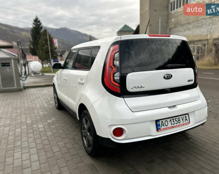 Белый Киа Soul, объемом двигателя 0 л и пробегом 134 тыс. км за 7150 $, фото 11 на Automoto.ua