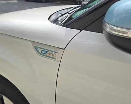 Киа Soul 2014 в Днепре (Днепропетровске) на Automoto.ua Белый Киа Soul, объемом двигателя 0 л и пробегом 101 тыс. км за 6500 $, фото 18 на Automoto.ua