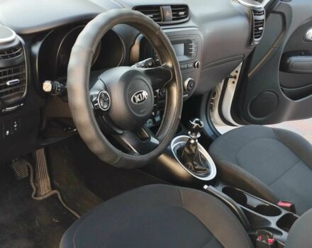 Белый Киа Soul, объемом двигателя 1.6 л и пробегом 68 тыс. км за 9300 $, фото 9 на Automoto.ua