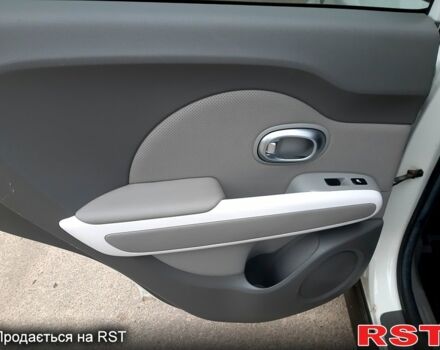 Белый Киа Soul, объемом двигателя 0 л и пробегом 149 тыс. км за 7700 $, фото 10 на Automoto.ua
