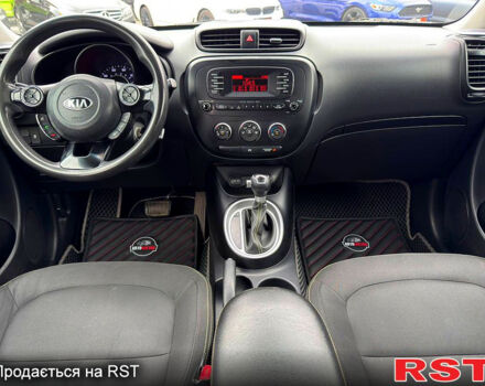 Белый Киа Soul, объемом двигателя 2 л и пробегом 200 тыс. км за 8500 $, фото 9 на Automoto.ua