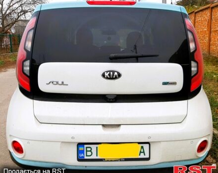 Белый Киа Soul, объемом двигателя 0 л и пробегом 149 тыс. км за 7700 $, фото 3 на Automoto.ua