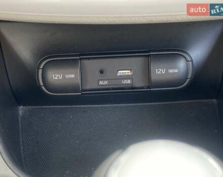 Білий Кіа Soul, об'ємом двигуна 0 л та пробігом 99 тис. км за 7400 $, фото 41 на Automoto.ua