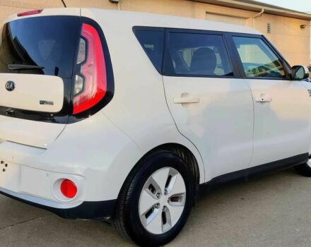 Белый Киа Soul, объемом двигателя 0 л и пробегом 78 тыс. км за 1900 $, фото 5 на Automoto.ua