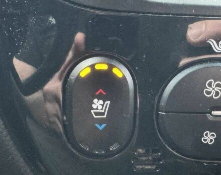 Белый Киа Soul, объемом двигателя 2 л и пробегом 80 тыс. км за 5000 $, фото 9 на Automoto.ua