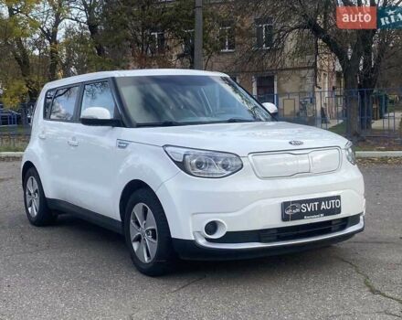Білий Кіа Soul, об'ємом двигуна 0 л та пробігом 99 тис. км за 7400 $, фото 2 на Automoto.ua