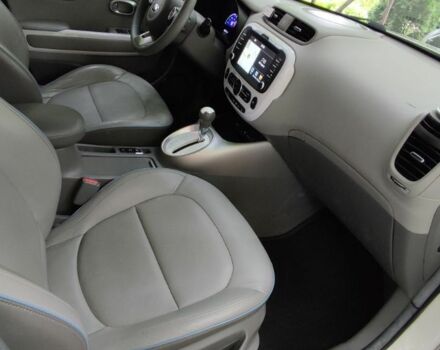 Белый Киа Soul, объемом двигателя 0 л и пробегом 90 тыс. км за 7500 $, фото 18 на Automoto.ua