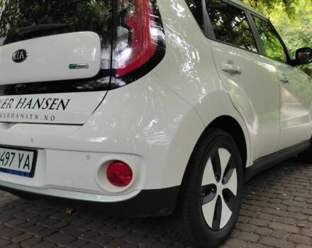 Белый Киа Soul, объемом двигателя 0 л и пробегом 90 тыс. км за 7500 $, фото 4 на Automoto.ua