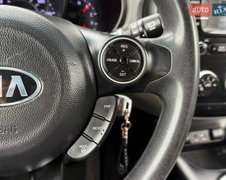 Білий Кіа Soul, об'ємом двигуна 1.59 л та пробігом 114 тис. км за 10290 $, фото 20 на Automoto.ua