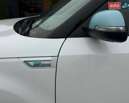 Белый Киа Soul, объемом двигателя 0 л и пробегом 143 тыс. км за 6900 $, фото 8 на Automoto.ua