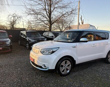 Белый Киа Soul, объемом двигателя 0 л и пробегом 151 тыс. км за 5900 $, фото 7 на Automoto.ua