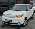 Белый Киа Soul, объемом двигателя 0 л и пробегом 143 тыс. км за 6900 $, фото 2 на Automoto.ua