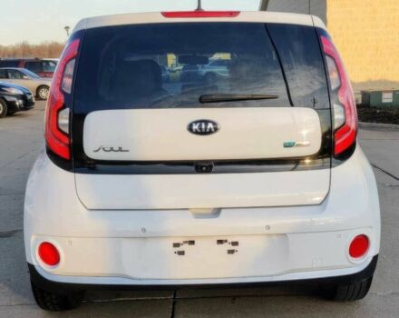 Белый Киа Soul, объемом двигателя 0 л и пробегом 79 тыс. км за 5100 $, фото 5 на Automoto.ua