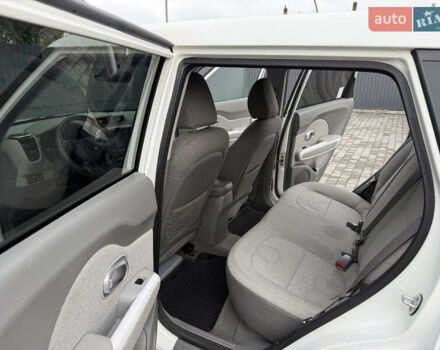 Білий Кіа Soul, об'ємом двигуна 0 л та пробігом 162 тис. км за 6700 $, фото 19 на Automoto.ua
