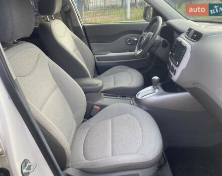 Білий Кіа Soul, об'ємом двигуна 0 л та пробігом 99 тис. км за 7400 $, фото 28 на Automoto.ua